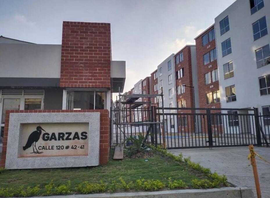 Moderno Apto A 15 Min Cc Buenavista Val Mundo 2 Aires Apartment